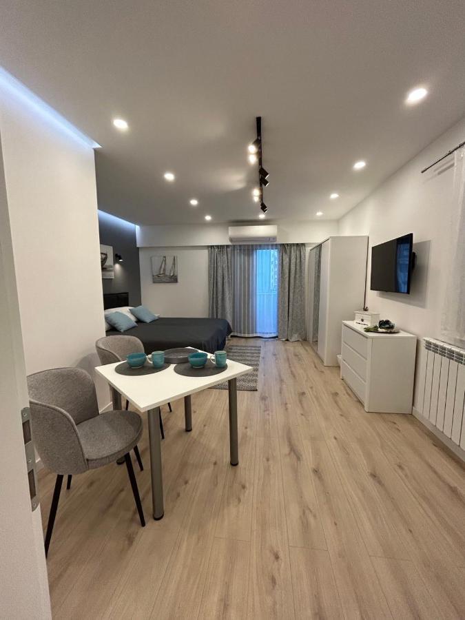 Maestral Apartment Porec Exterior photo
